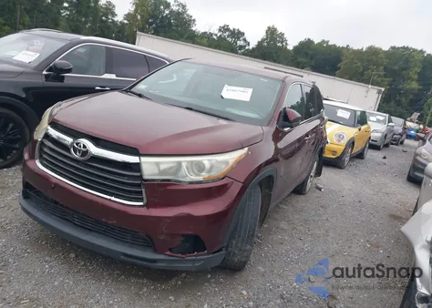 2015 Toyota Highlander Le V6 from USA, damaged, VIN 5TDBKRFH6FS079930